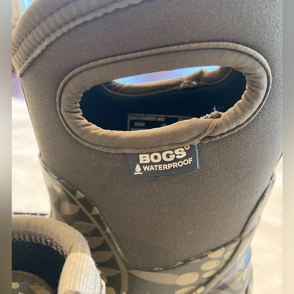 BOGS Mid Boot - Picture 2 of 8